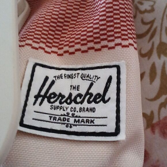 Herschel Supply Company main image 4